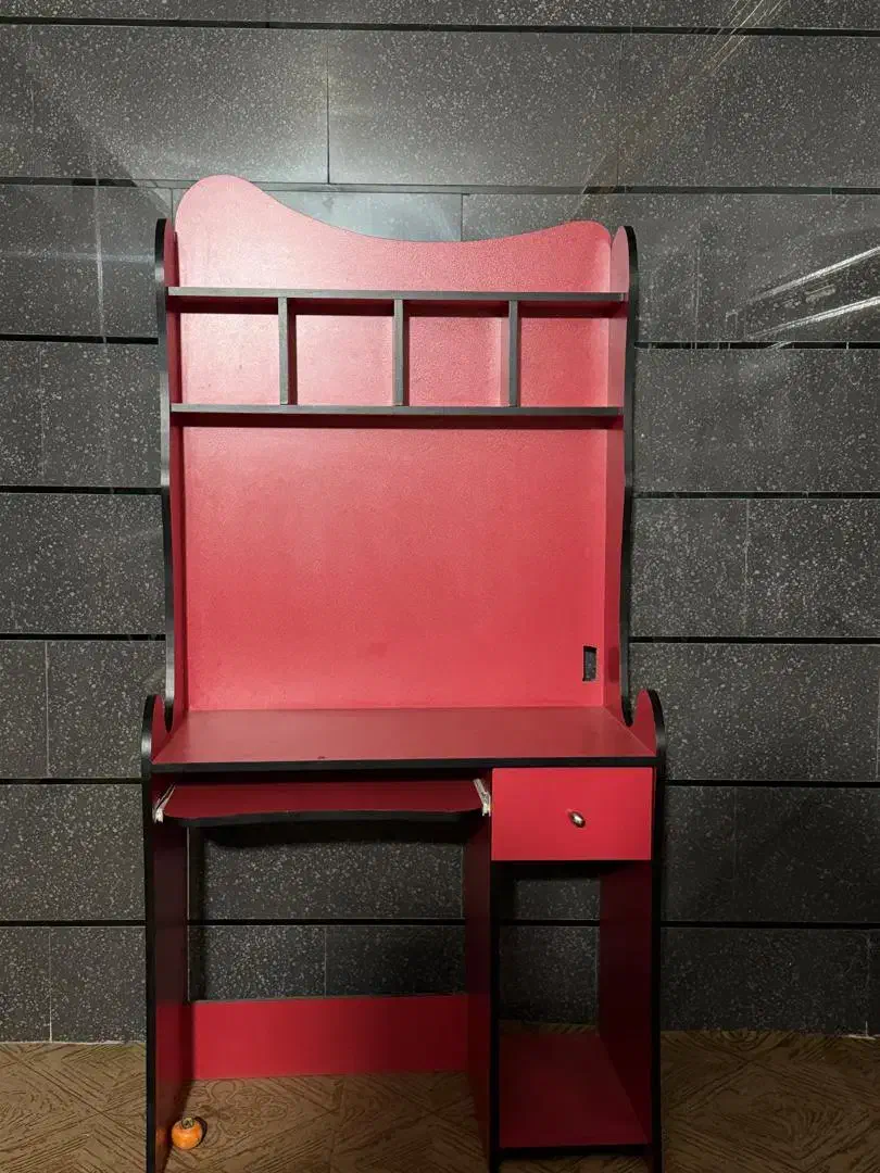 میز کامپیوتر ام دی اف|میز تحریر و کامپیوتر|مزرعه کتول, |دیوار