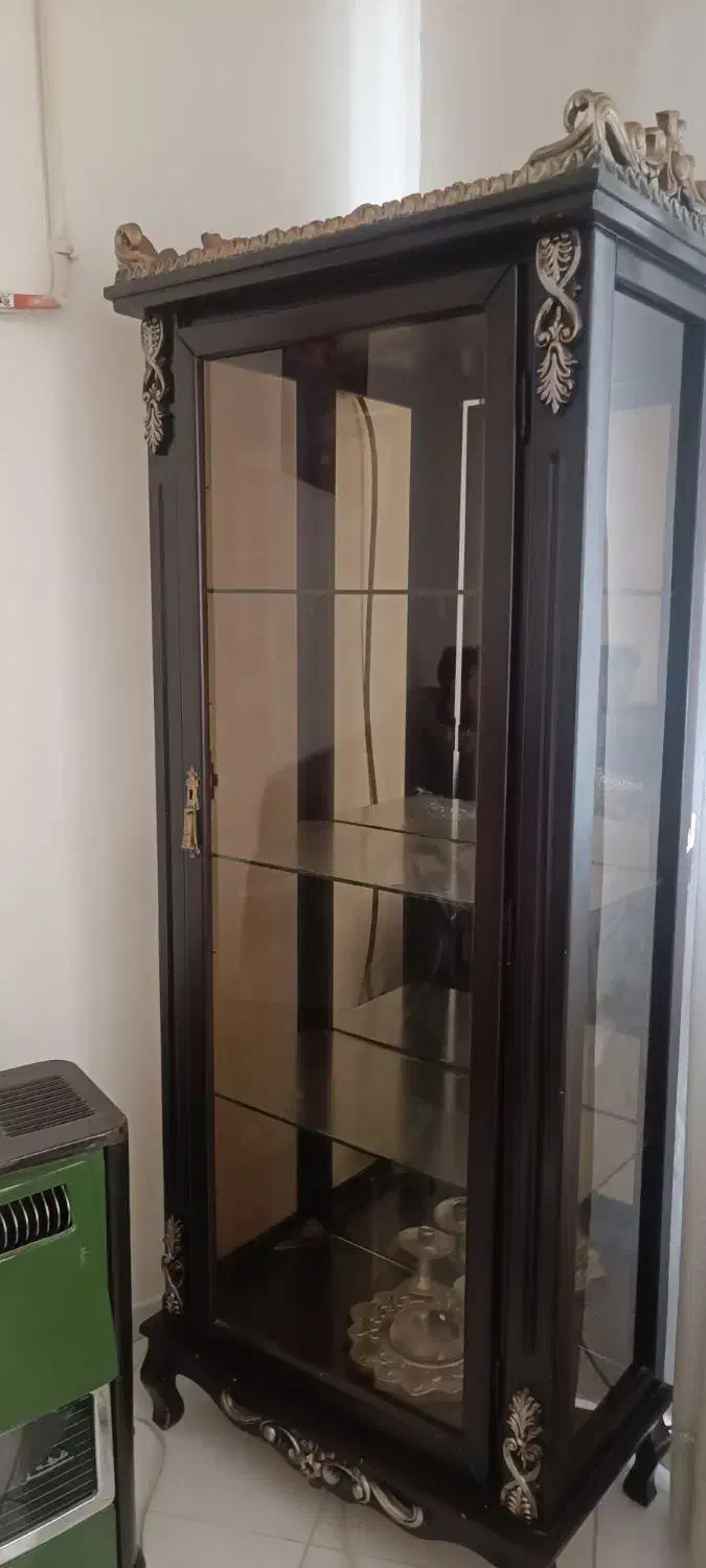 دکور فروش فوری|بوفه، ویترین، کنسول|هشتگرد, فاز ۳ مهستان|دیوار