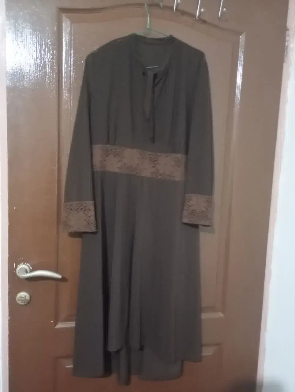 تعداد ی مانتو و شلوار وشال|لباس|کرمان, |دیوار