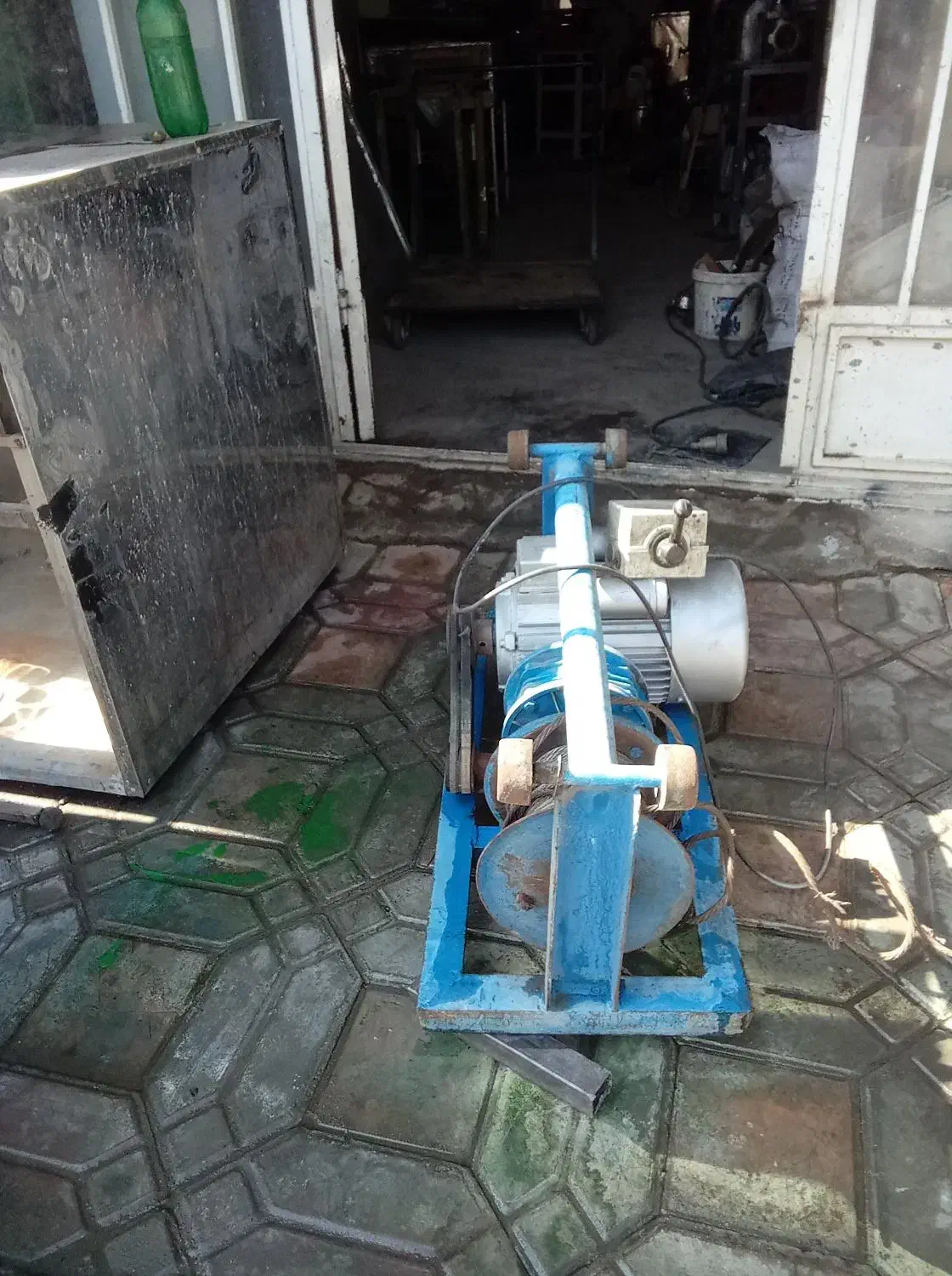 بالابر.   ساختمانی.|مصالح و تجهیزات ساختمان|اصفهان, قهجاورستان|دیوار