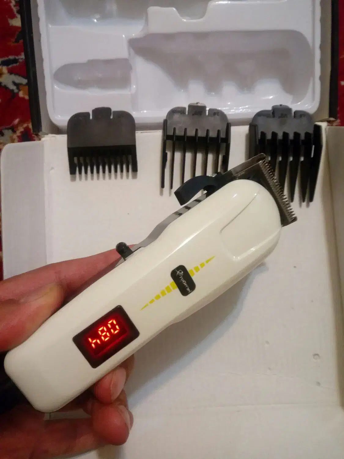 ماشین اصلاح و خط زن|آرایشی، بهداشتی، درمانی|شهرکرد, |دیوار