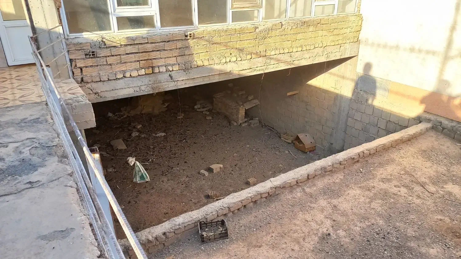 فروش منزل فوری. کوی آبشار. مسکونی. باتخیف.دوطبقه|فروش خانه و ویلا|نجفآباد, هفده شهریور|دیوار