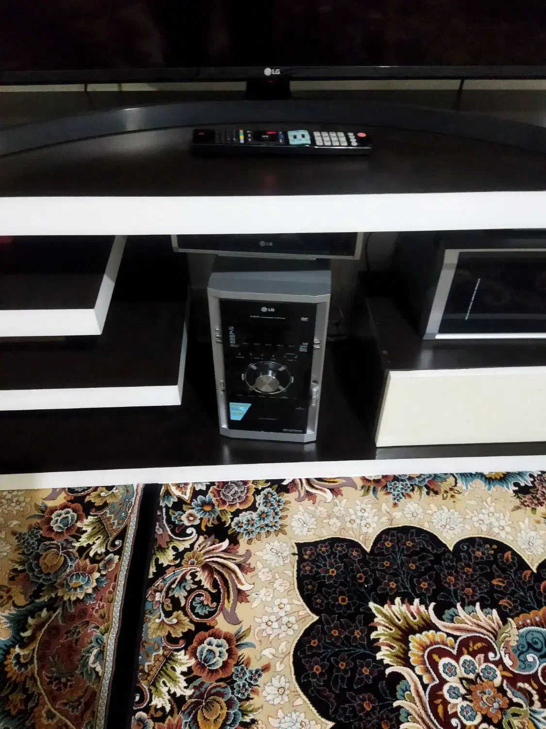 میز تی وی|میز تلویزیون|اصفهان, طاحونه|دیوار