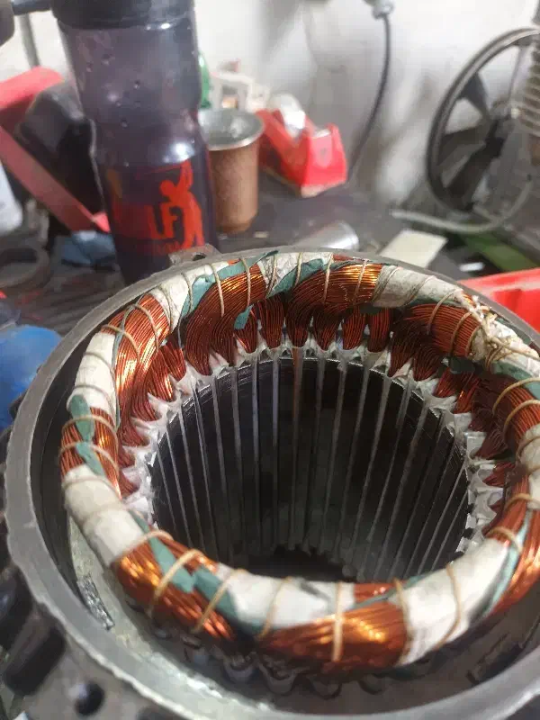 نیاز به شاگرد جهت کار و آموزش در مغازه سیمپیچی|استخدام آموزشی|نجفآباد, صالح آباد|دیوار