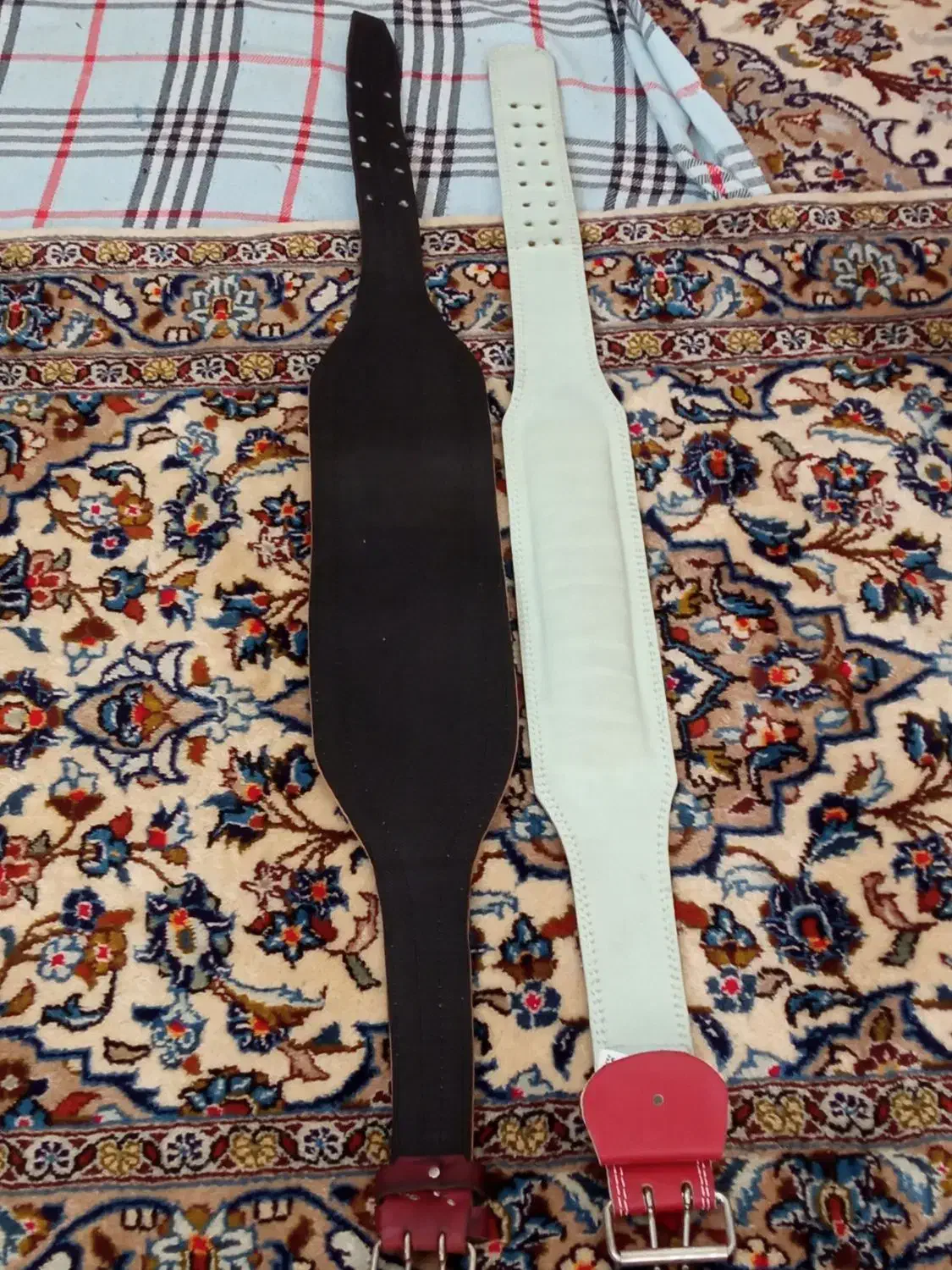 دو عدد کمربند وزنه برداری بدنسازی نو نو|کیف، کفش، کمربند|اندیشه, اندیشه فاز ۲|دیوار