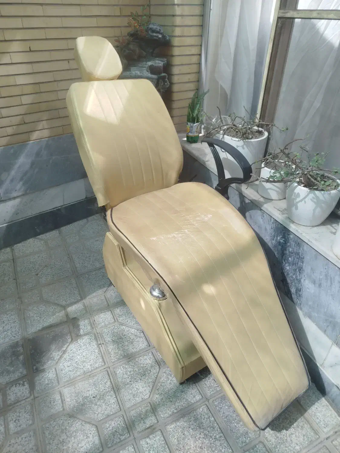 صندلی|صندلی و نیمکت|اصفهان, باغ فردوس|دیوار