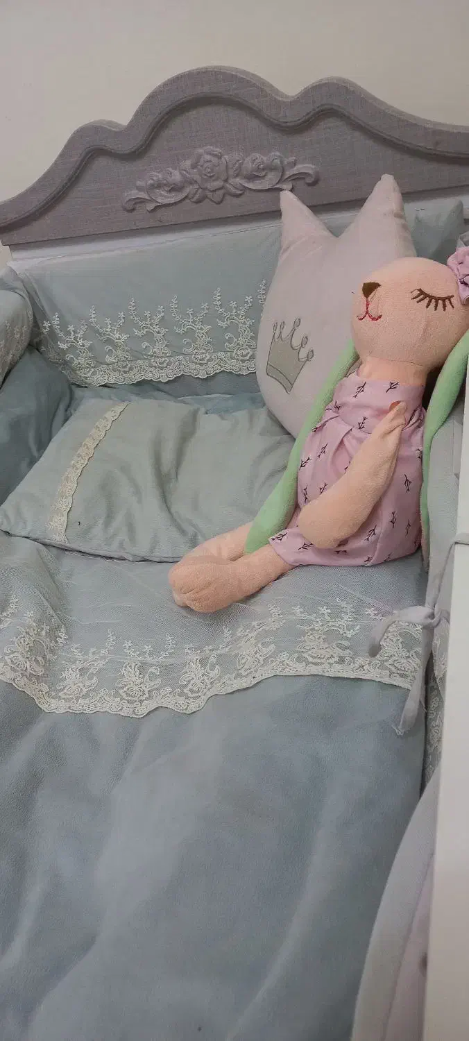 تخت گهواره‌ای|تخت و صندلی بچه|مشهد, کشف|دیوار