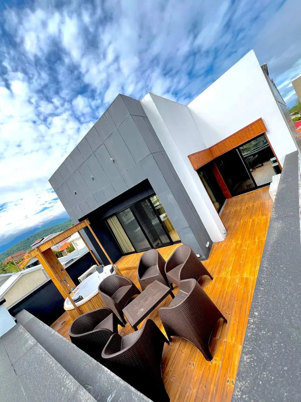 فروش ویلا لوکس زیر قیمت|فروش خانه و ویلا|چمستان, |دیوار