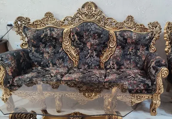 مبل سلطنتی|مبلمان خانگی و میز عسلی|ایوان, |دیوار