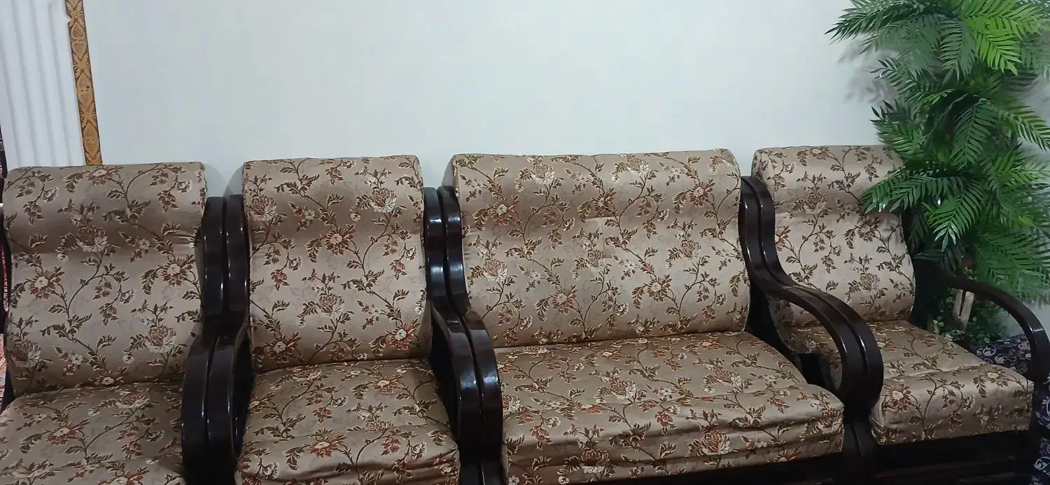 مبل|مبلمان خانگی و میز عسلی|حبیب آباد, |دیوار