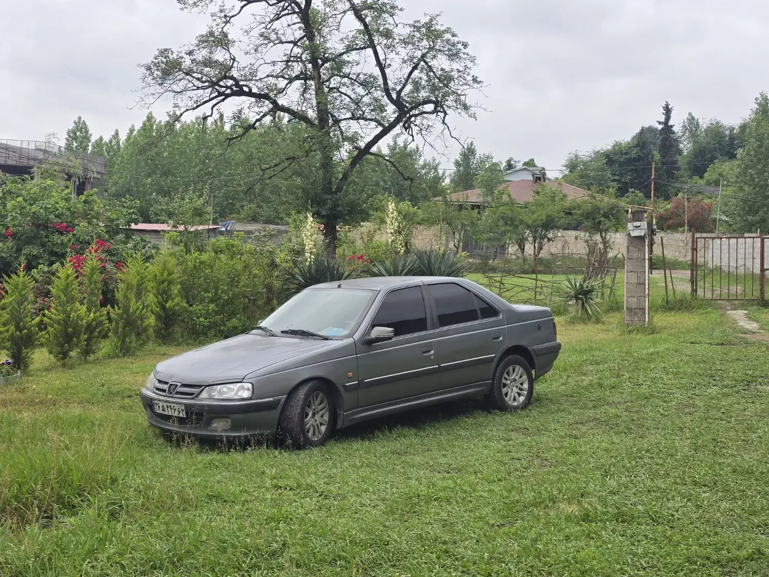 پارس مدل 92|خودرو سواری و وانت|شیراز, کوزه گری|دیوار