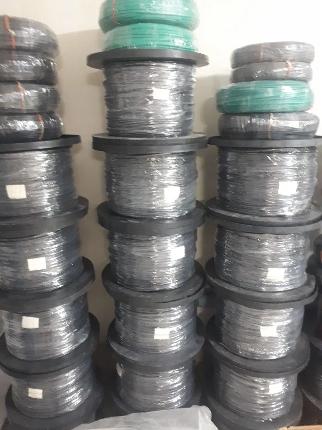 فروش عمده ی انواع کابل دوربین ترکیبی شبکه|عمده‌فروشی|گنبد کاووس, |دیوار