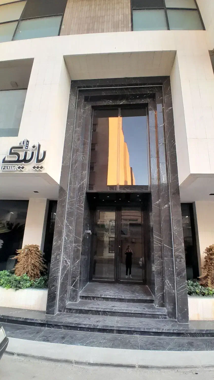 فروش آپارتمان ۱۳۸ متر / چهارراه با هنر /خام شرکتی|فروش آپارتمان|اصفهان, دستگرده|دیوار