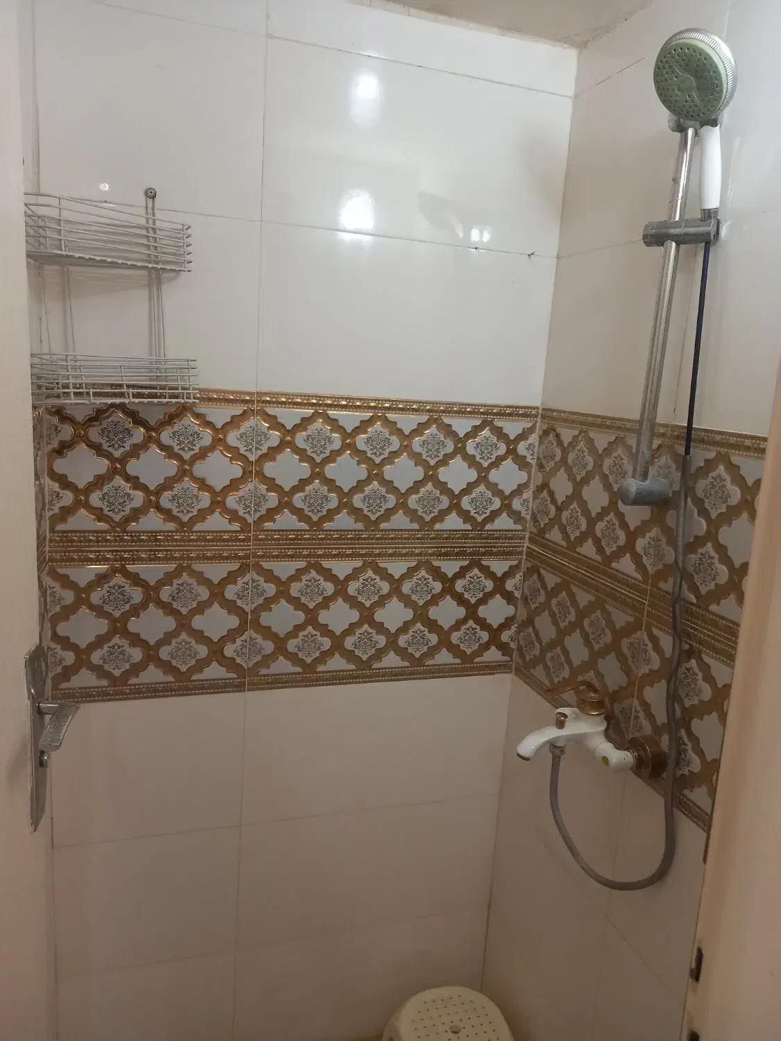 ۵۰متر یک خوابه طبقه دوم بازسازی شده در حد نوساز