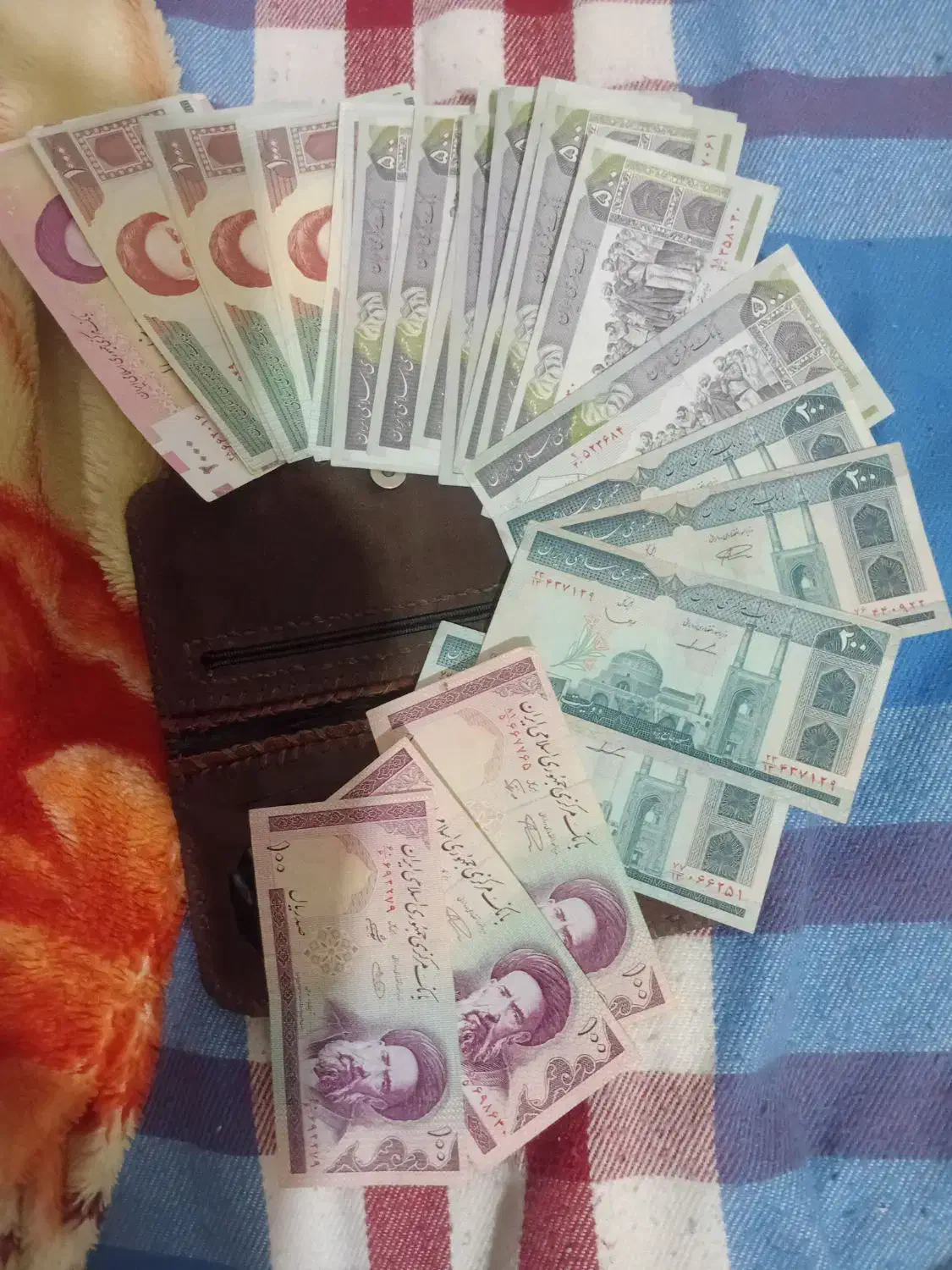 فروش اسکناس های قدیمی|کلکسیون سکه، تمبر، اسکناس|شهرکرد, |دیوار