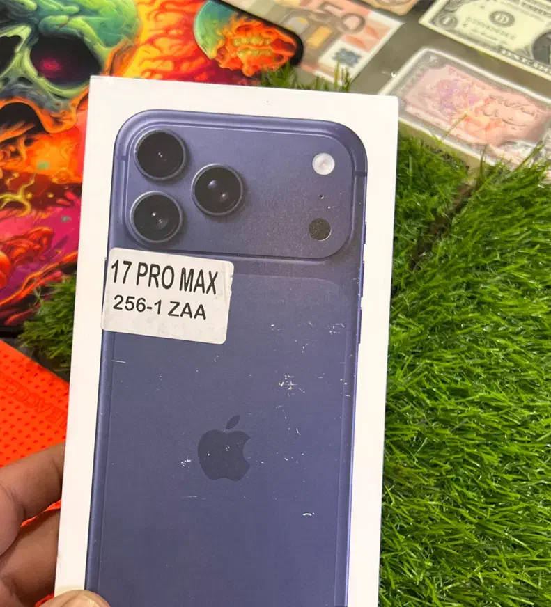 ۱۷ پرو مکس ۲۵۶ گیگ بدون کد در سه رنگ|موبایل|خرم‌آباد, |دیوار