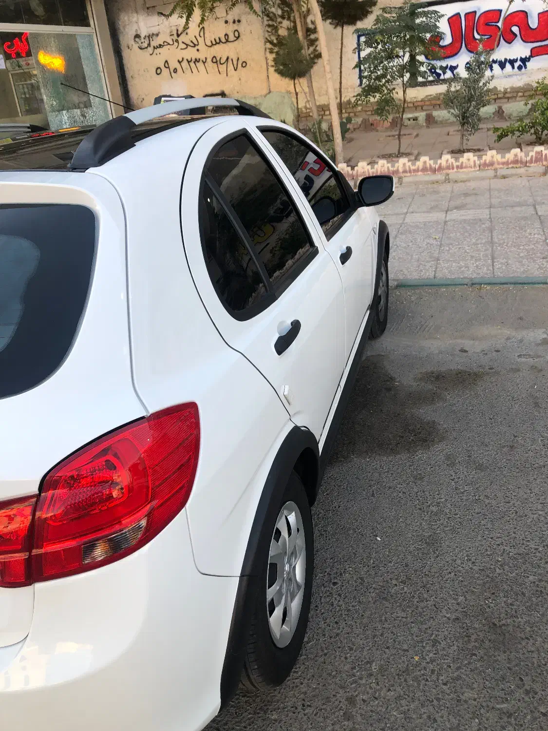 کوییک RS 85گانه|خودرو سواری و وانت|پرند, فاز ۵|دیوار