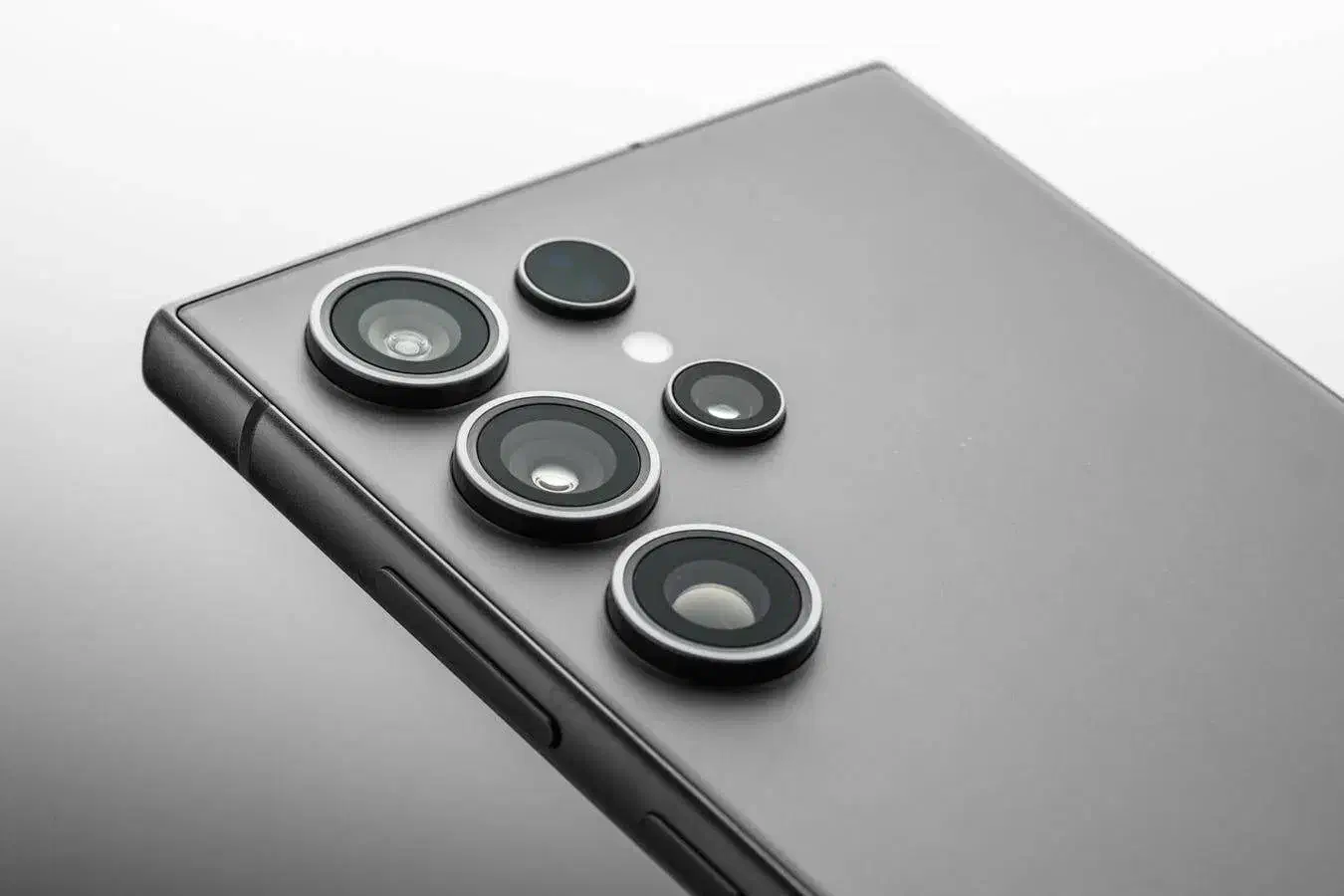 خریدار انواع گوشی آیفون و...14 15 16 XS11 12 13 X|موبایل|مشهد, توس (بلوار توس)|دیوار