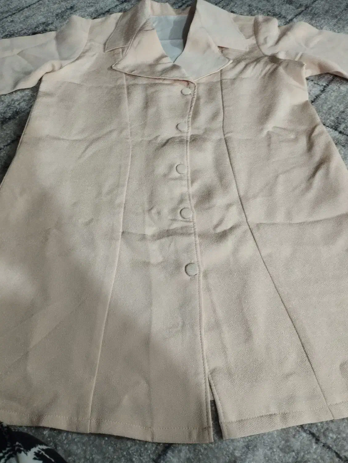 مانتو|لباس|خورموج, |دیوار