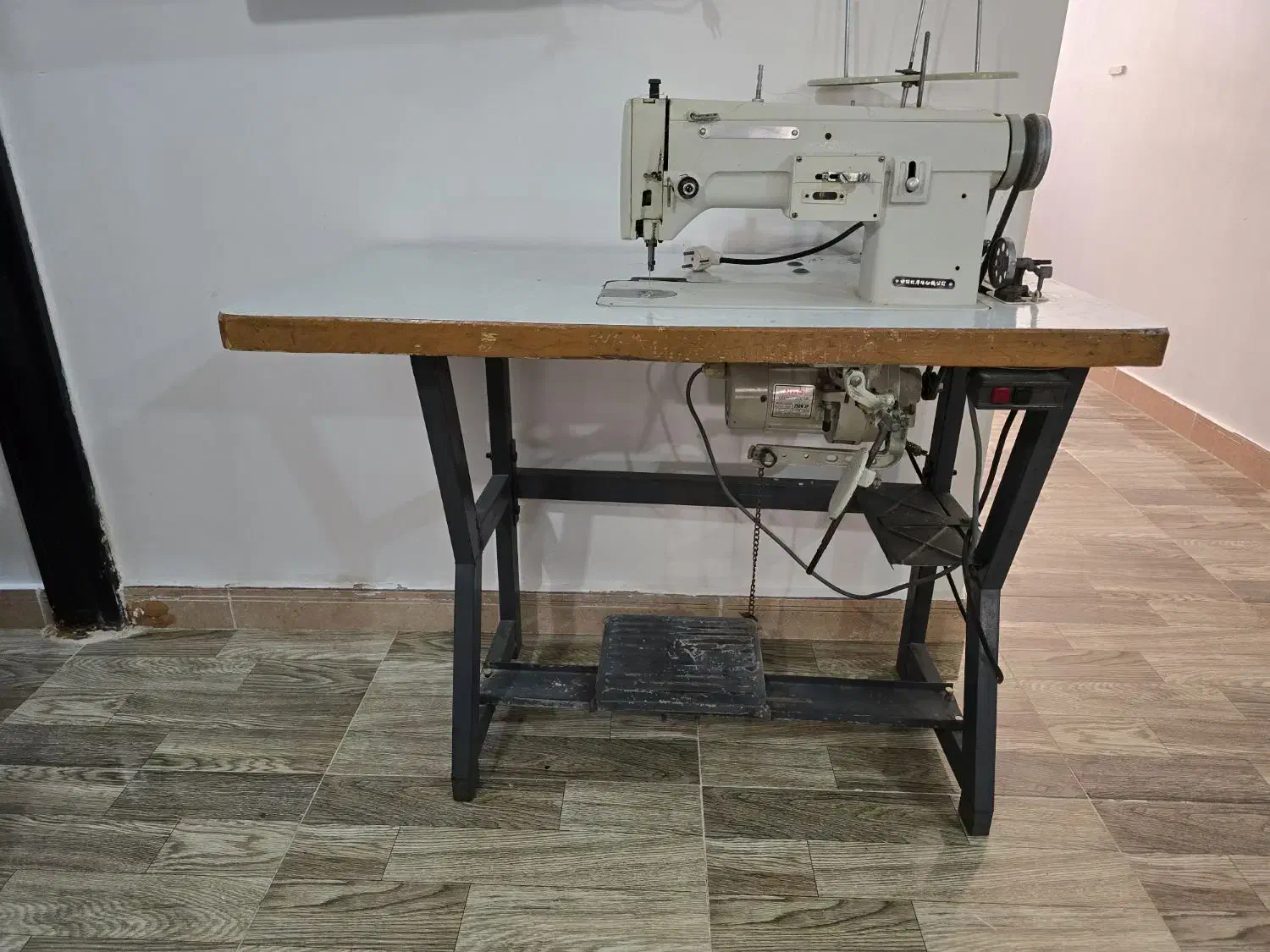 چرخ خیاطی صنعتی|چرخ خیاطی و ریسندگی|قشم, |دیوار