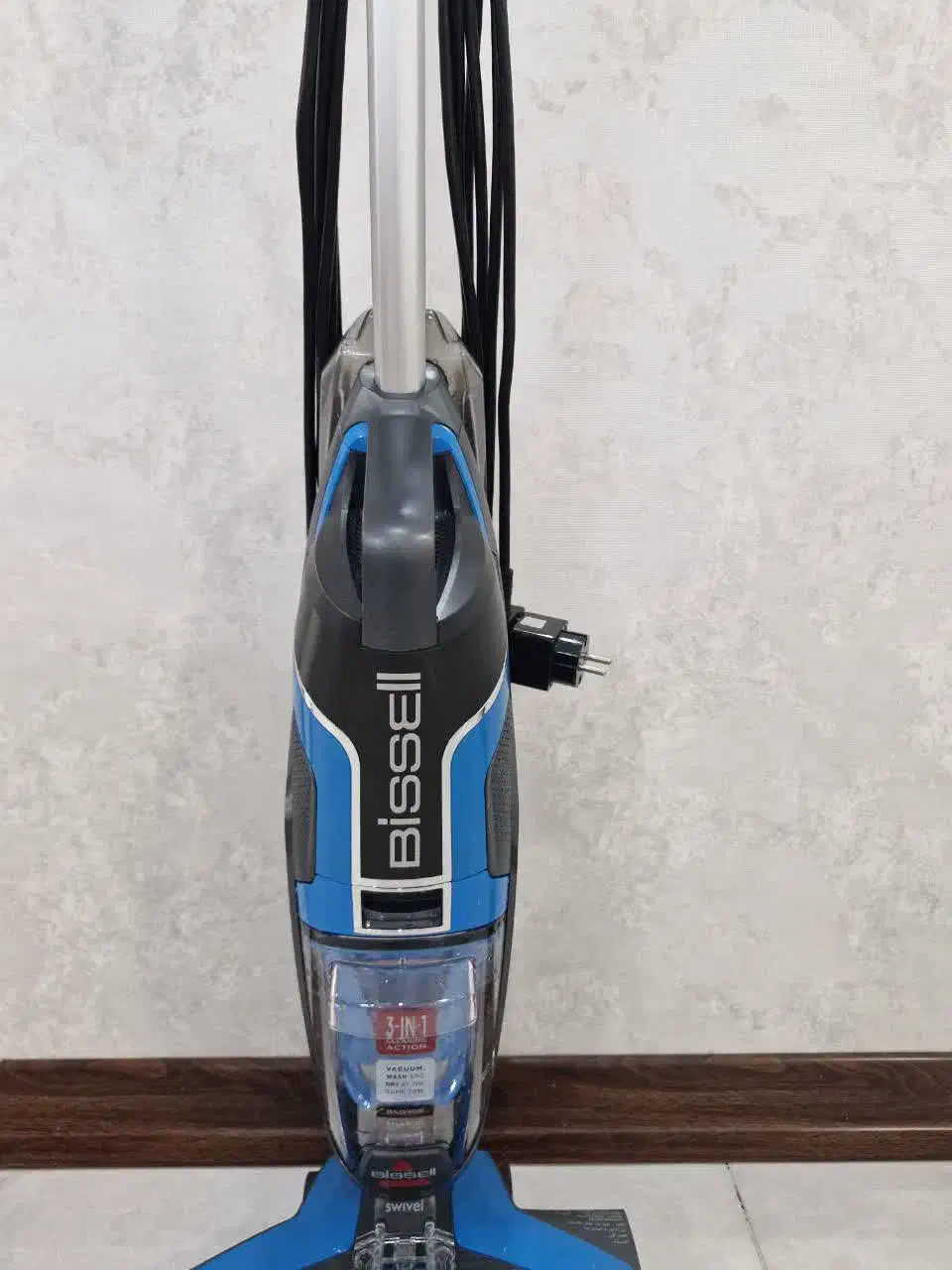 فروش یک دستگاه جارو برق و طی از برند بیسل|جاروبرقی، جارو شارژی، بخارشو|پاکدشت, پاکدشت (مامازند)|دیوار