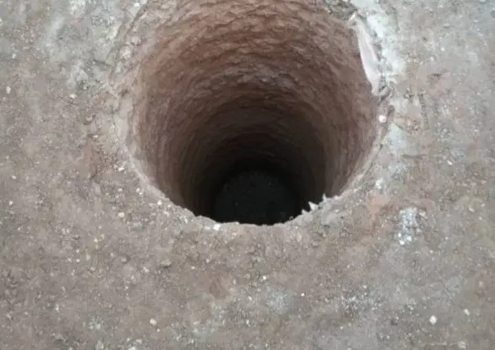 خدمات کندهکاری،تخریب،حفر چاه و تخریب بتن|خدمات پیشه و مهارت|آبدانان, |دیوار