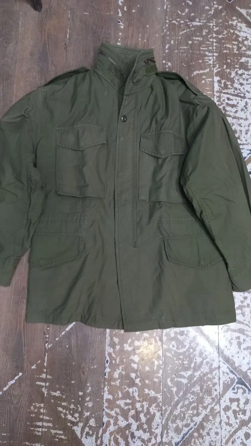 آورکت آمریکایی اسکویل اورجینال قدیمی|لباس|شیراز, لب آب|دیوار