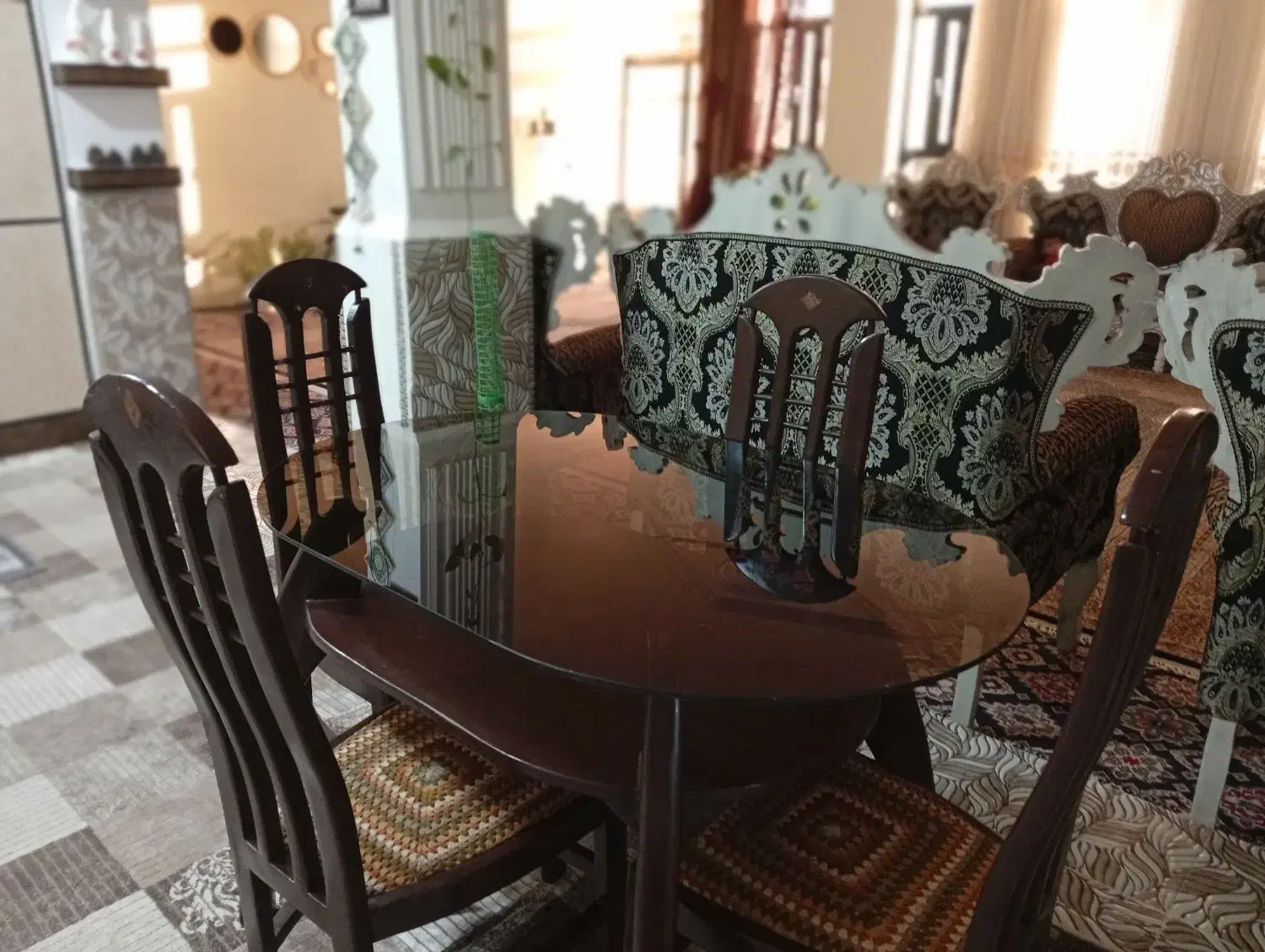 میز نهار خوری چهار نفره در حد نو|میز و صندلی غذاخوری|ایوان, |دیوار