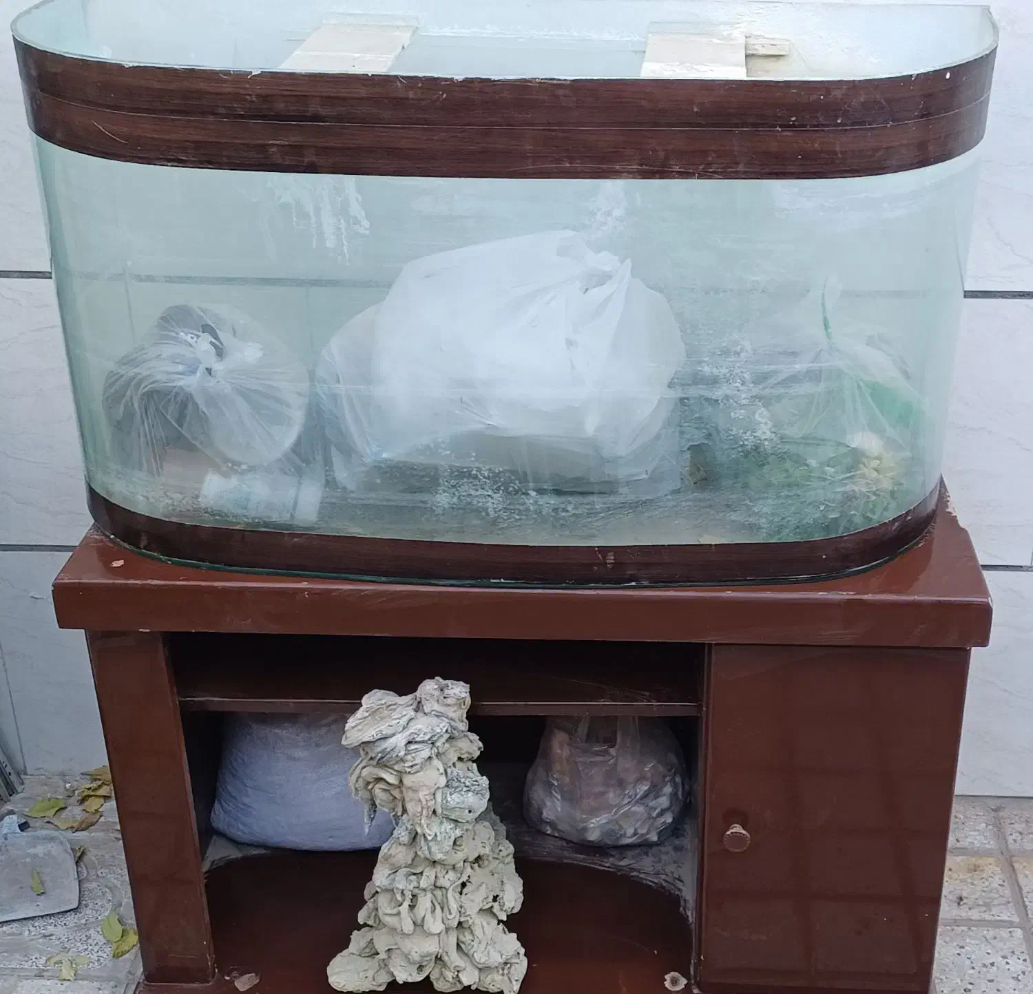 آکواریوم شیشه خم بامیز و تمام لوازم|ماهی|مشهد, رستگار|دیوار