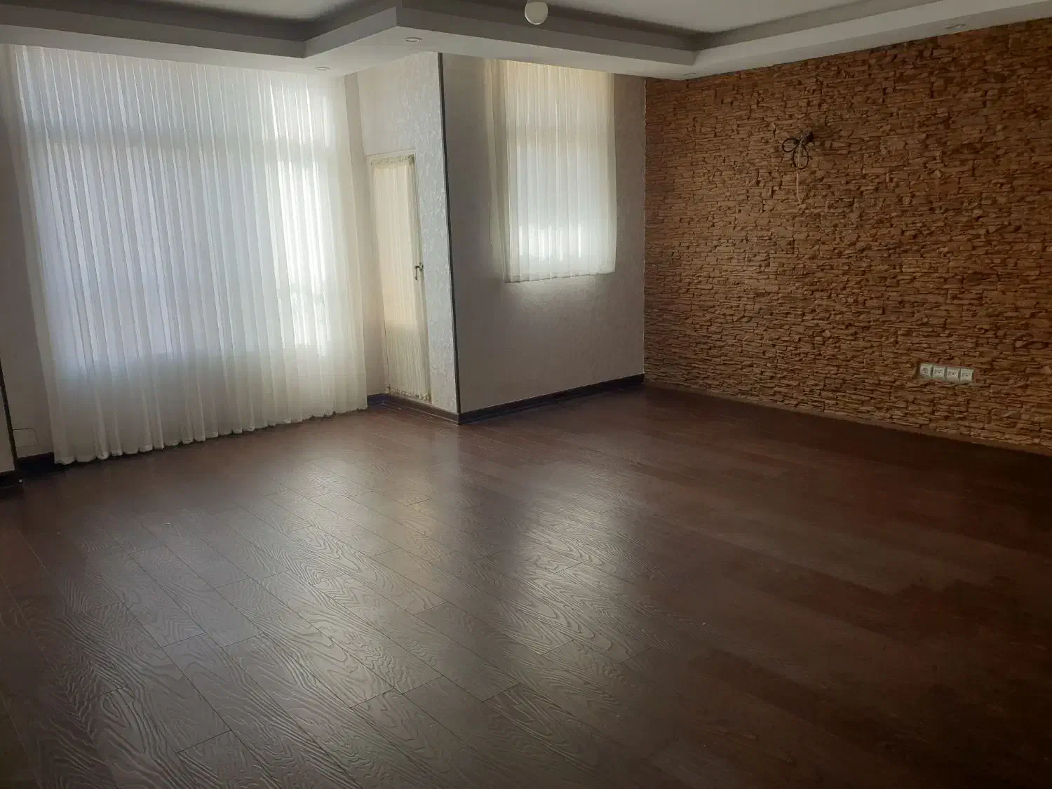 رهن ۳ خوابه فردوسی|اجارهٔ آپارتمان|شاهین‌شهر, فردوسی|دیوار