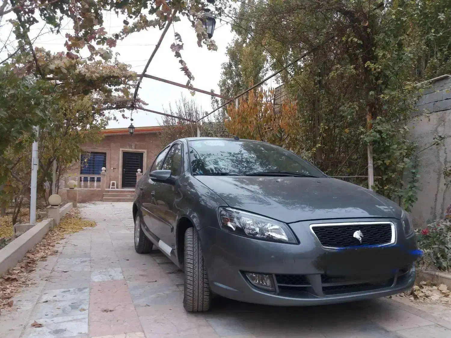 رانا پلاس۱۴۰۲|خودرو سواری و وانت|چهارباغ, |دیوار