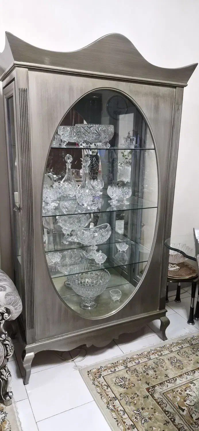 بوفه چوبی رنگ نقره ای|بوفه، ویترین، کنسول|تهران, نیروی دریایی|دیوار