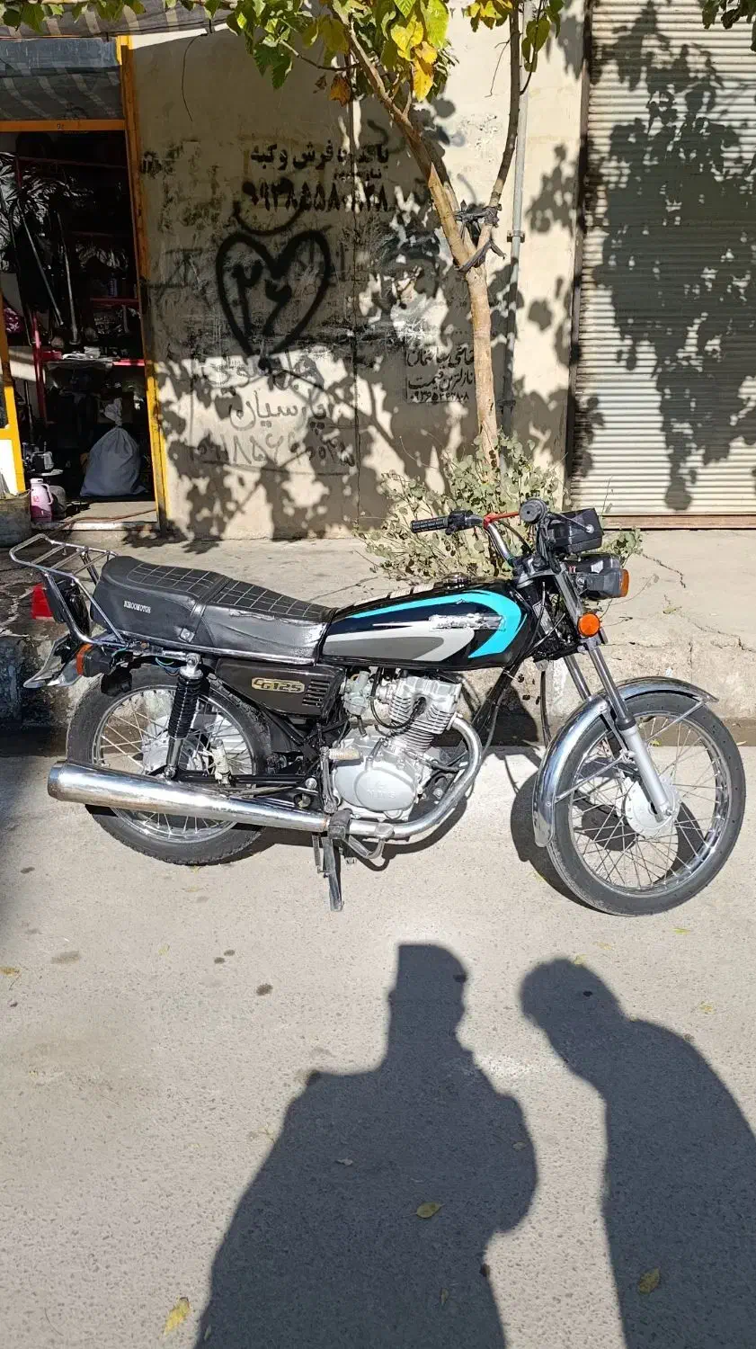 موتور پرواز 125 کاربراتور|موتورسیکلت|کنگاور, |دیوار