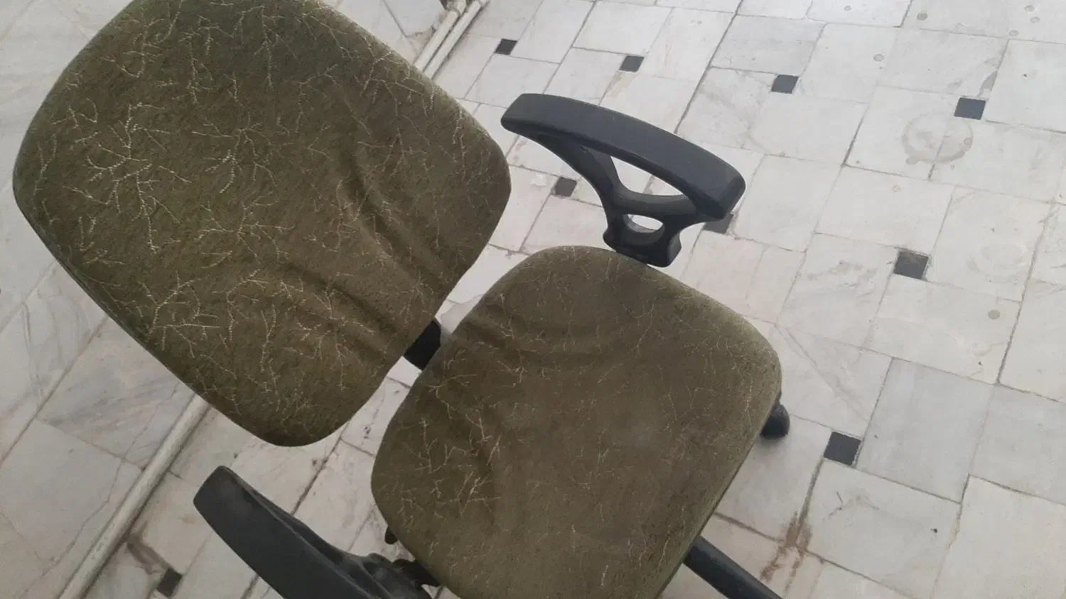 صندلی کامپیوتر کاملا نو|صندلی و نیمکت|قم, مجیدیه|دیوار