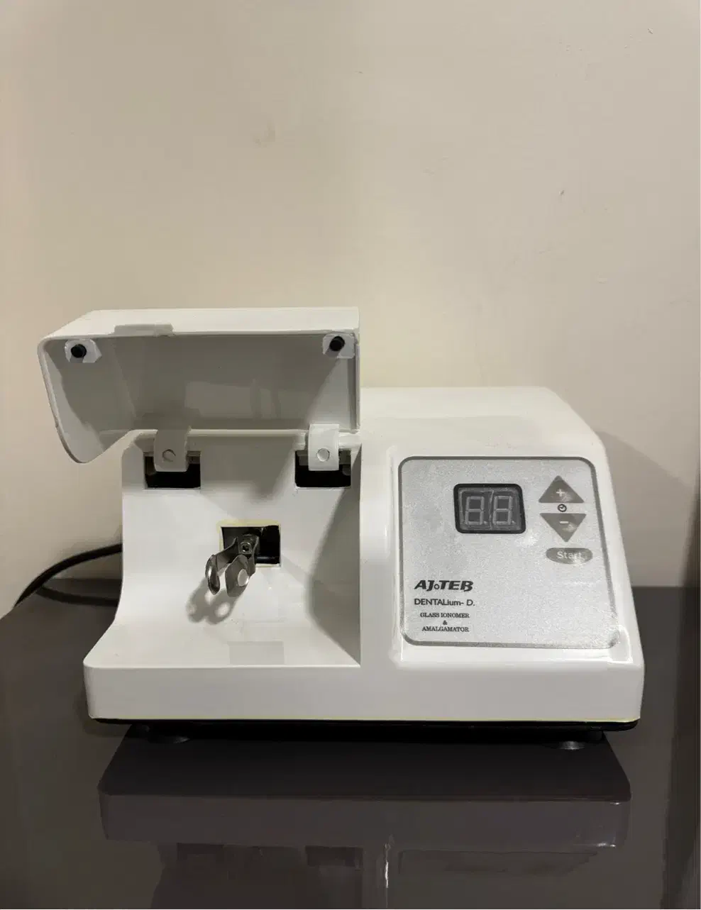 تجهیزات دندانپزشکی|پزشکی|تبریز, |دیوار