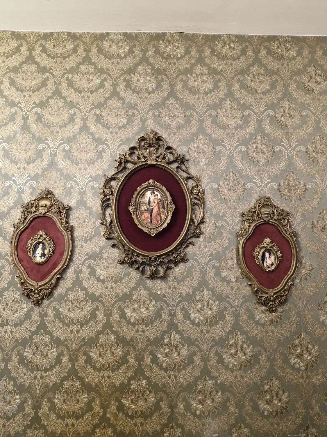 تابلو رزین طرح قدیمی|تابلو، نقاشی، عکس|کرج, شهرک امام رضا (ع)|دیوار