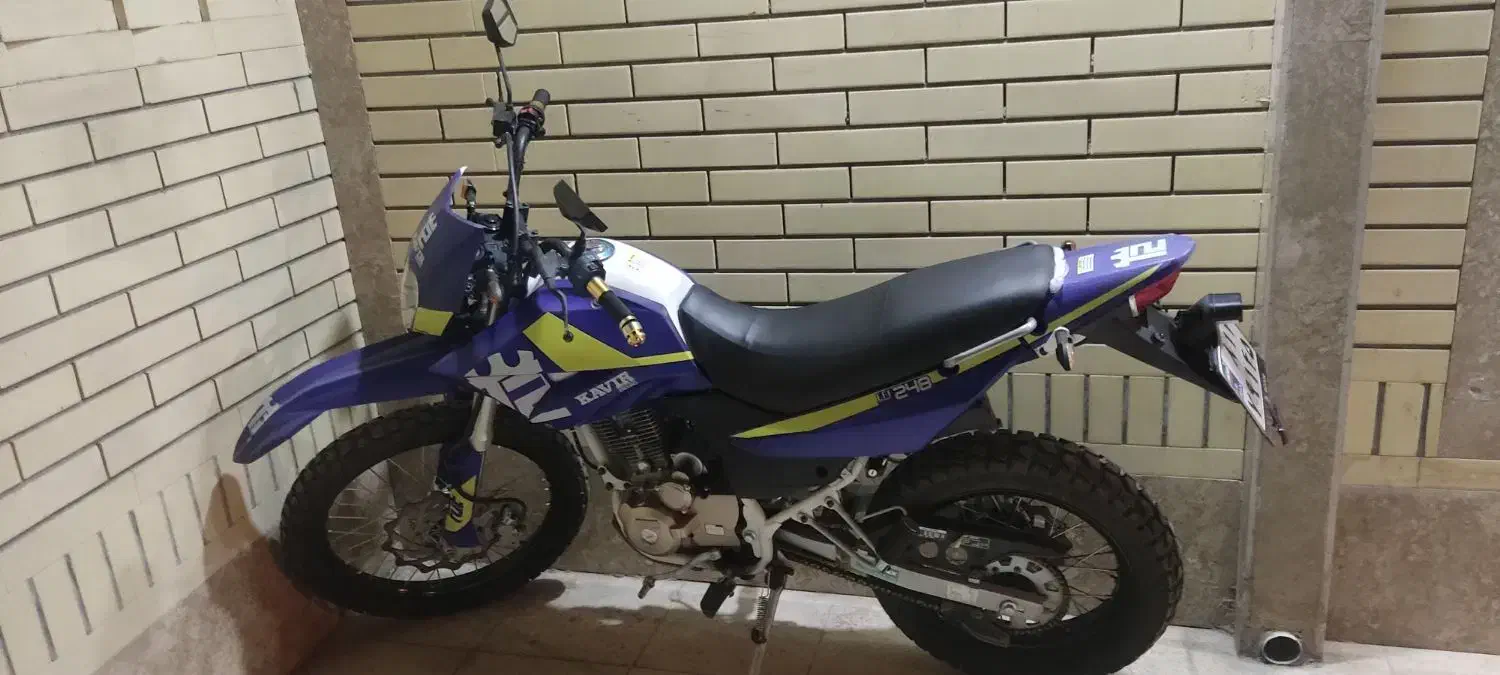 فروش موتور سیکلت تریل t2 250|موتورسیکلت|سیرجان, |دیوار