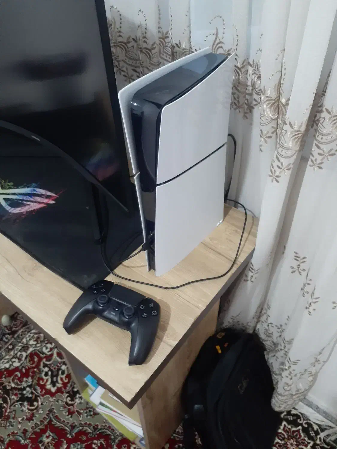 ps5 slim همراه ۳ تا دسته|کنسول، بازی ویدئویی و آنلاین|رامسر, |دیوار