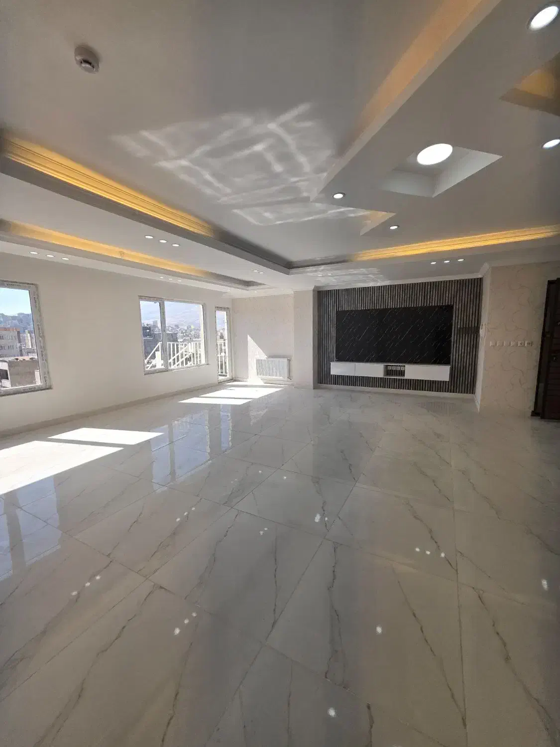 فروش آپارتمان سه خواب فول نصبیات ۱۷۰متر + فارابی۲|فروش آپارتمان|ارومیه, |دیوار