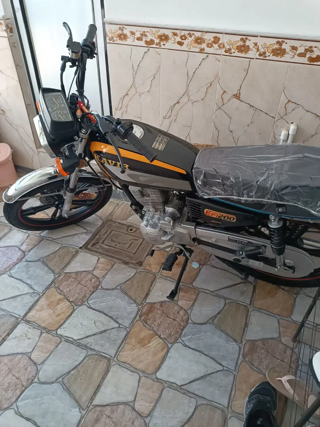 کویر 1402|موتورسیکلت|همدان, |دیوار