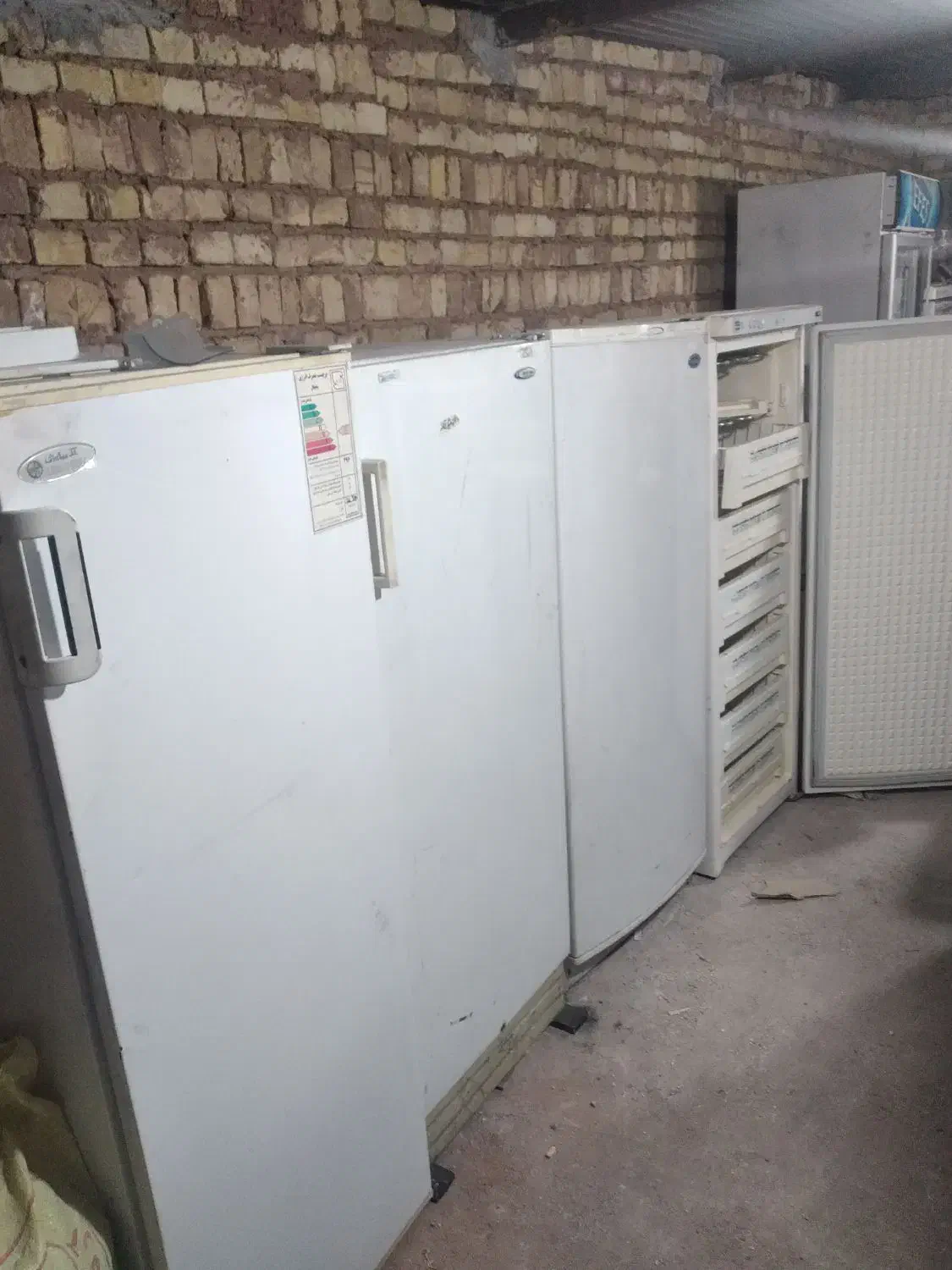یخچال و فریزر خانگی با ضمانت فاکتور|یخچال و فریزر|یزد, |دیوار