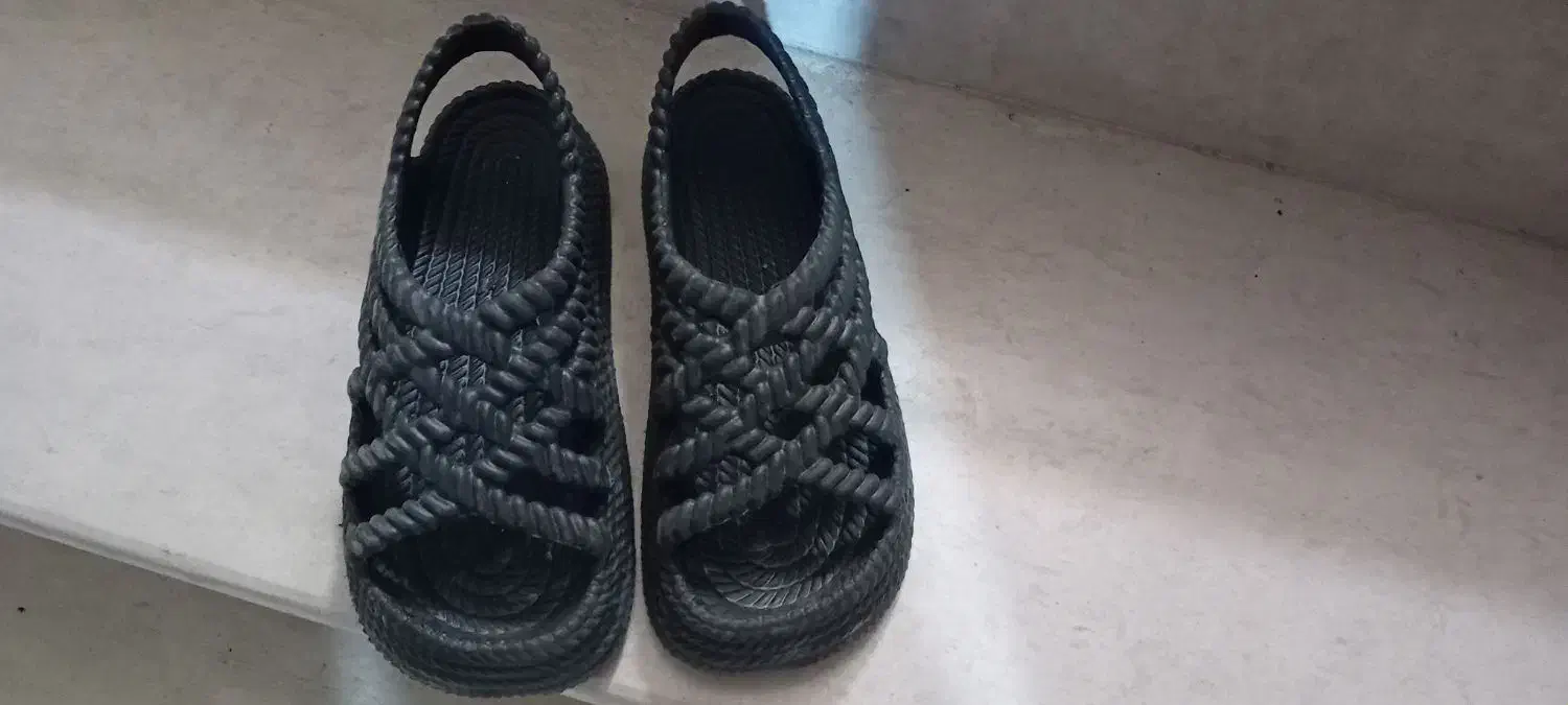 صندلی بیرونی|کیف، کفش، کمربند|سمنان, |دیوار