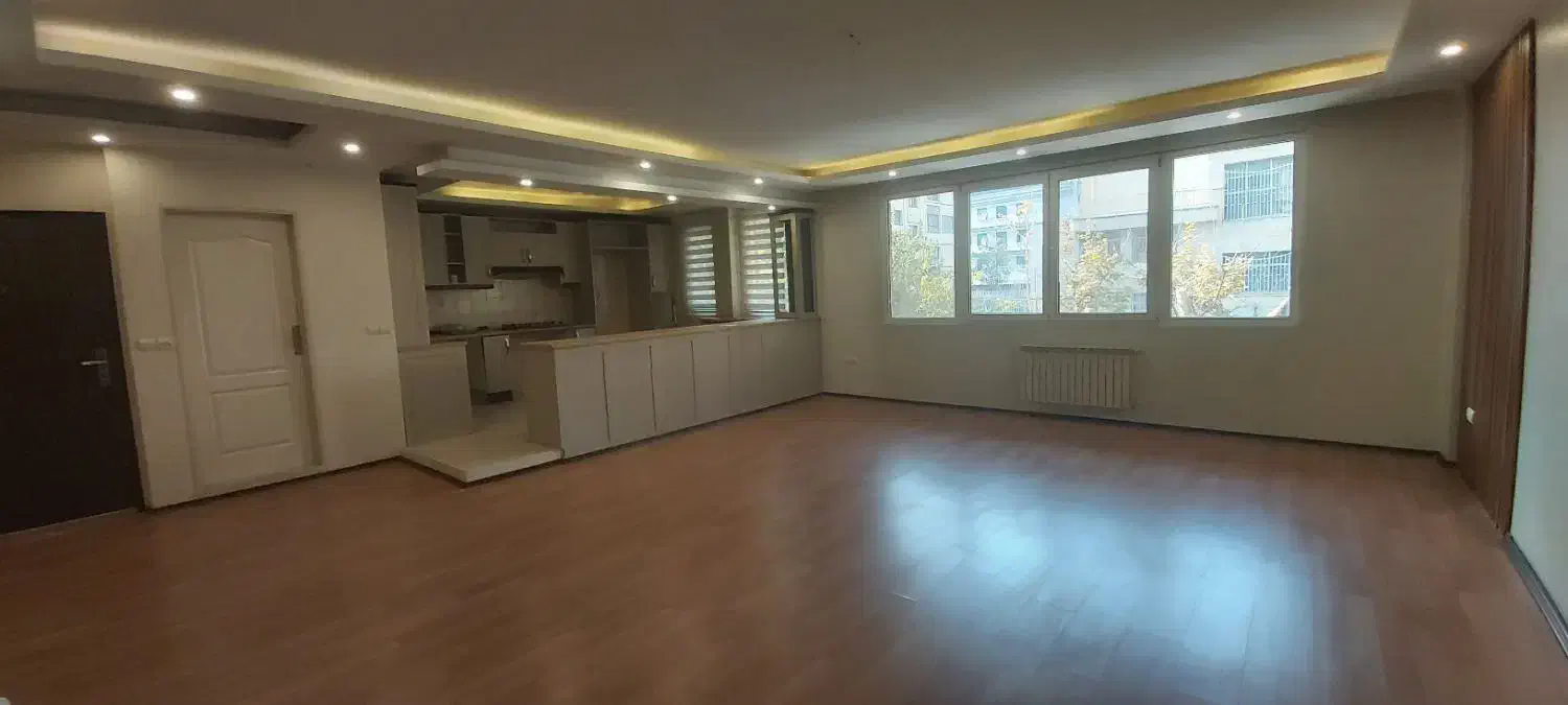 ۱۱۰ متر / ۲ خواب / فول امکانات / شیک ، خوش نقشه