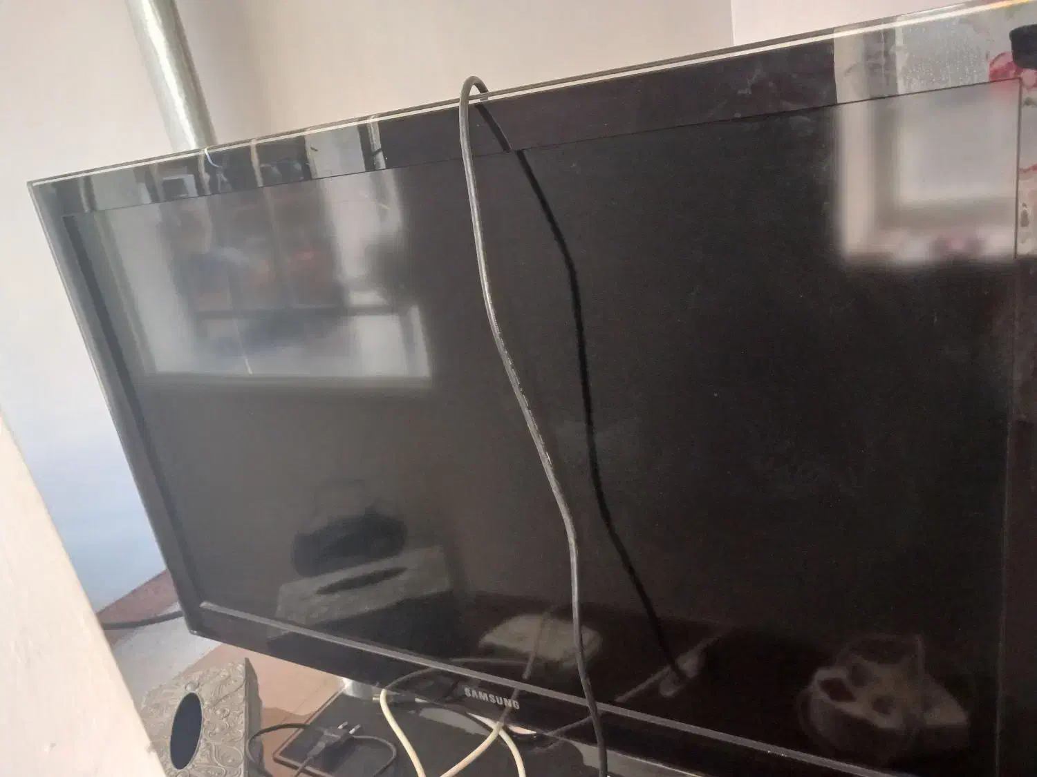 تلویزیون|تلویزیون و پروژکتور|ایلام, |دیوار