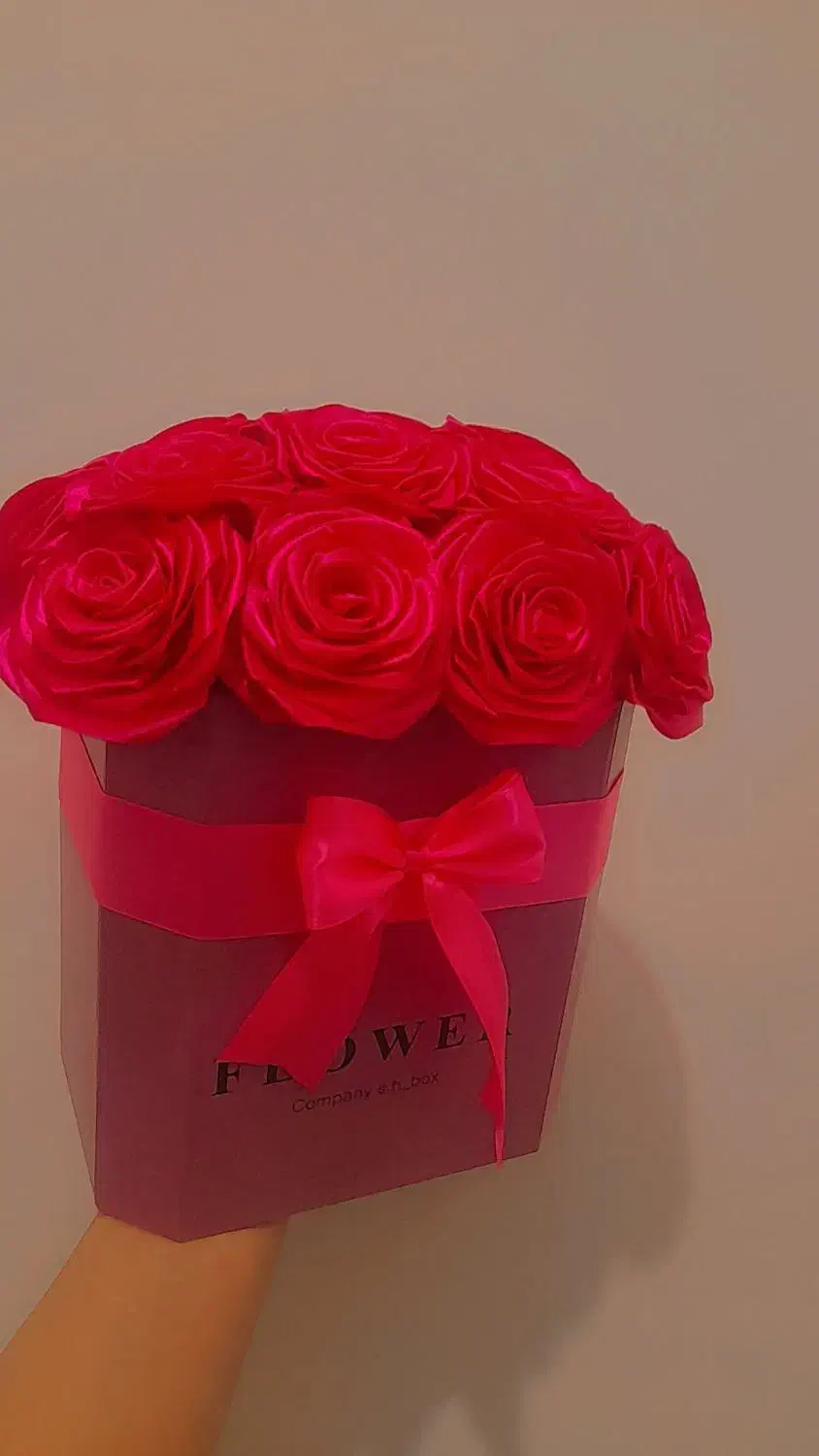 نمونه گل سفارشی|گل مصنوعی|جهرم, |دیوار