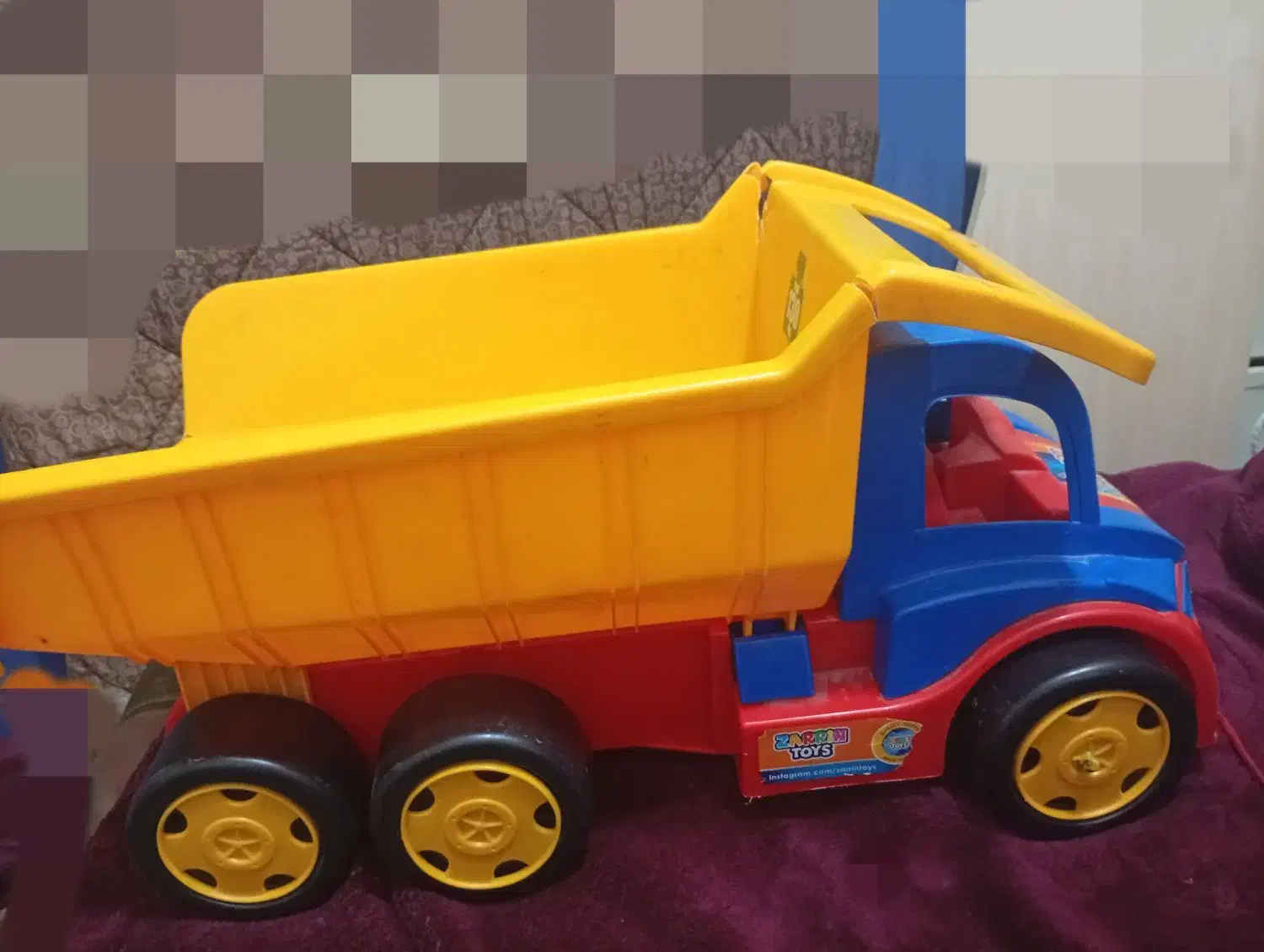 ماشین بازی بزرگ|اسباب‌بازی بچه|مشهد, وکیل‌آباد|دیوار