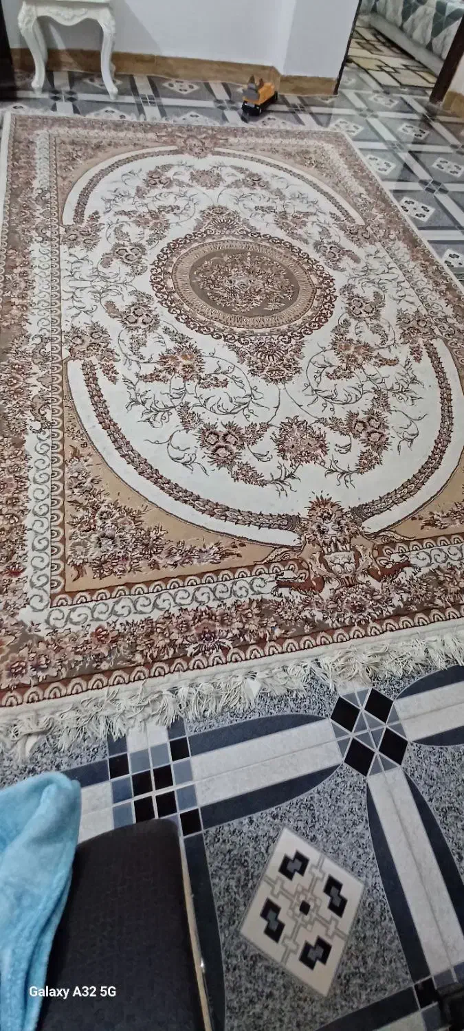 فروش فرش ۶ متری|فرش|صومعهسرا, |دیوار