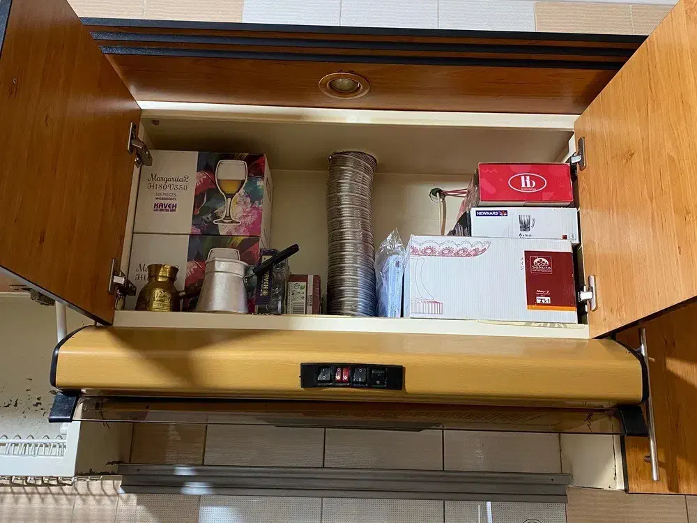 هود|هود|شیراز, ریاستی|دیوار