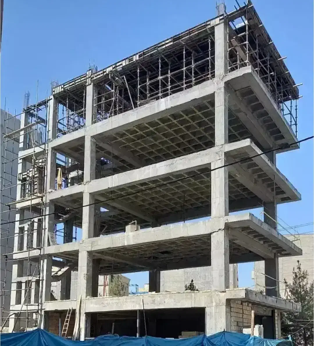 نیازمند اسکلت کار با مصالح تهاتری|استخدام معماری، عمران و ساختمانی|باغستان, |دیوار