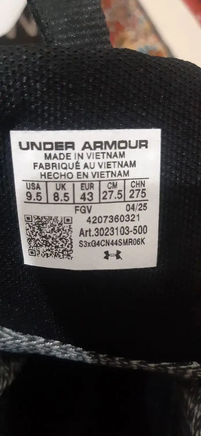 کفش کوهنوردی و بوت Under Armour و columbia|کیف، کفش، کمربند|زنجان, |دیوار